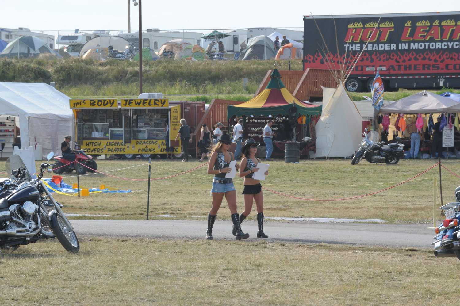 ST7_9049-782843195-O.jpg